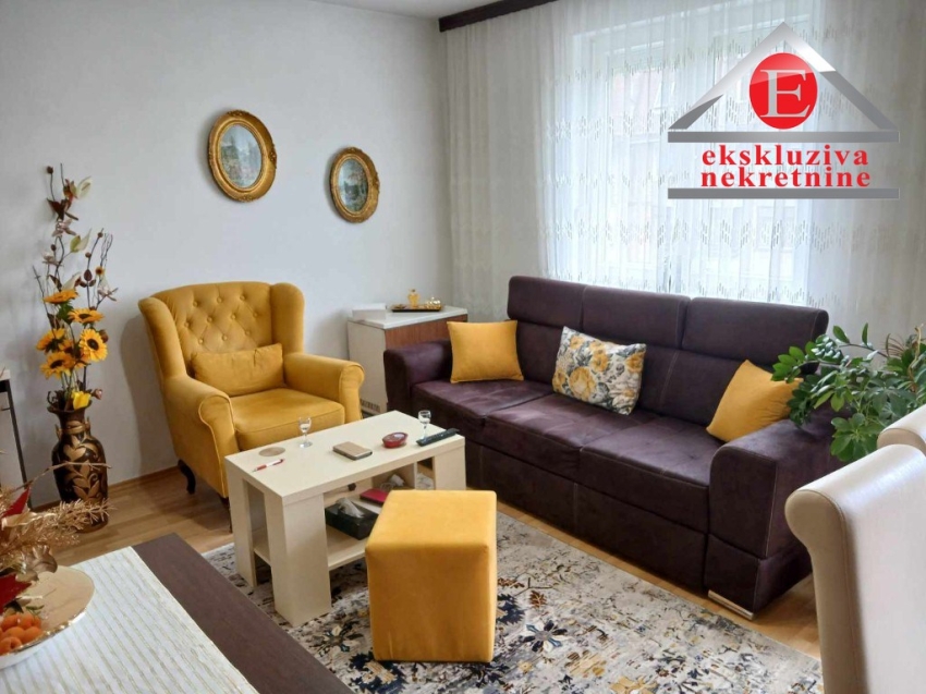 - CENTAR - Jednosoban stan površine 45 m2 ID 3839/DŠ