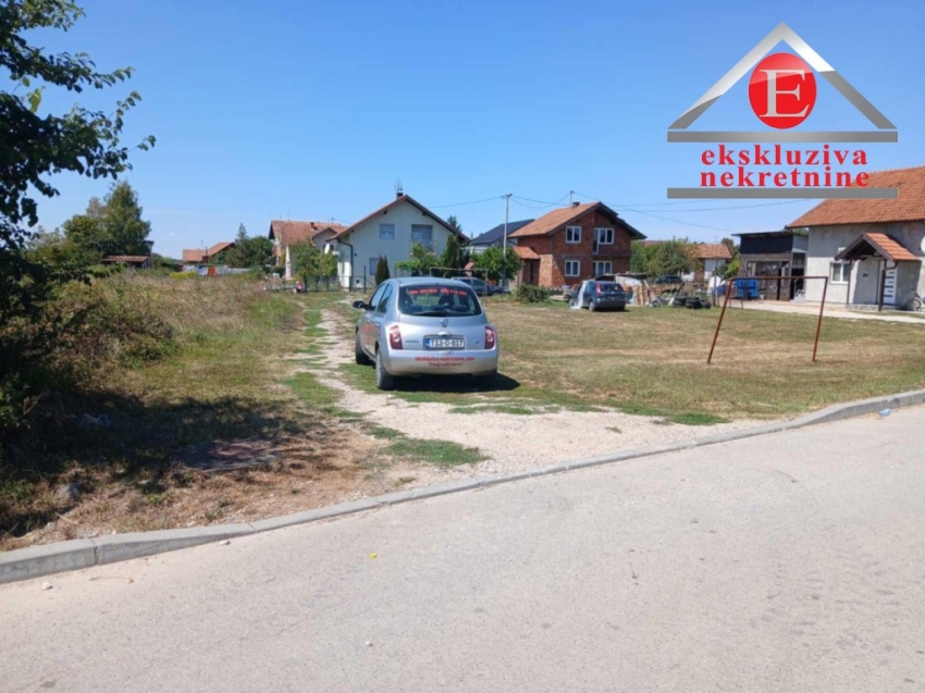 Plac za kuću površine 613 m2 ID 3867/DŠ