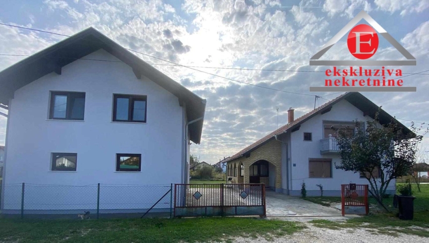 Kuća površine 105m2 u osnovi na placu 682 m2 ID 3873/NL