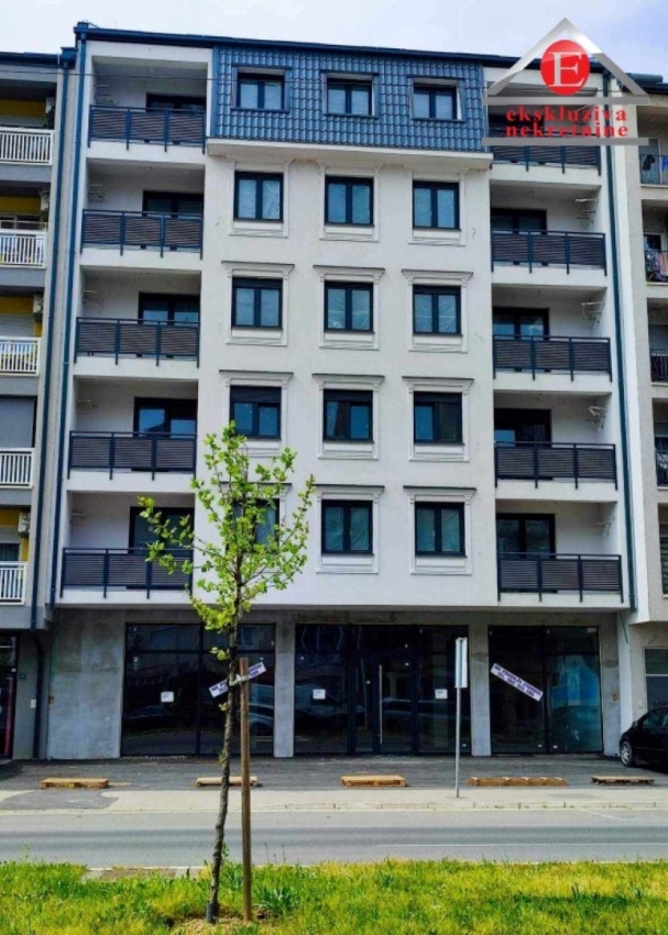 - BULEVAR - Stan površine 41 m2, 2 sprat ID 3875/DŠ