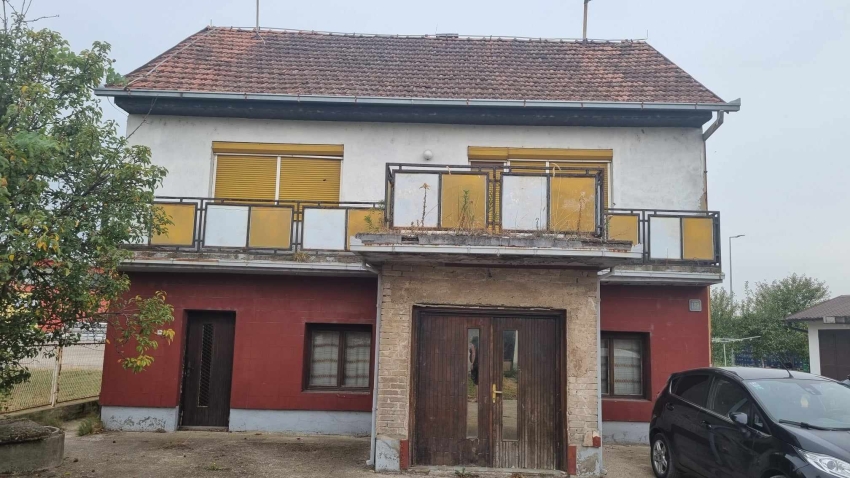 Kuća površine 84 m2 u osnovi na placu 541 m2 ID 3891/ZP