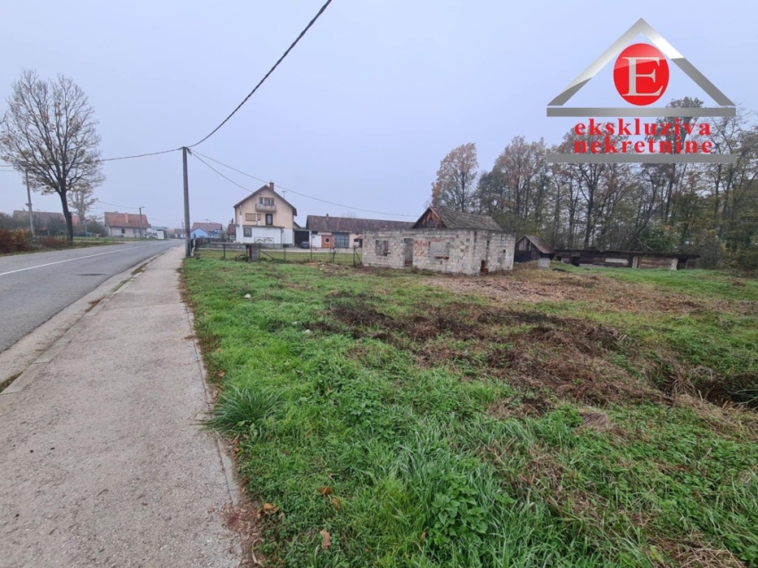 Zemljište površine 1128 m2 sa objektom! ID 3886/DŠ