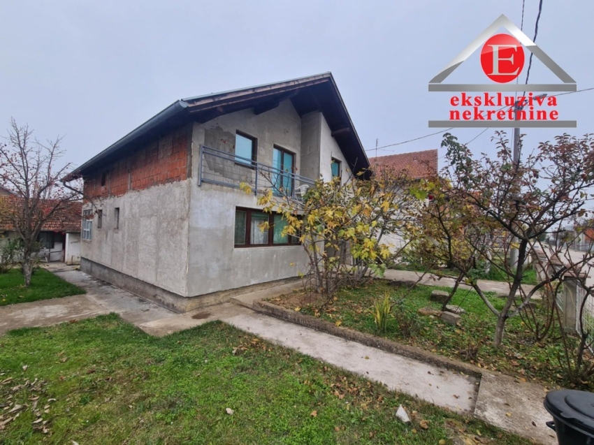 Kuća Pr+Pot površine cca 96 m2 u osnovi! ID 3935/DŠ